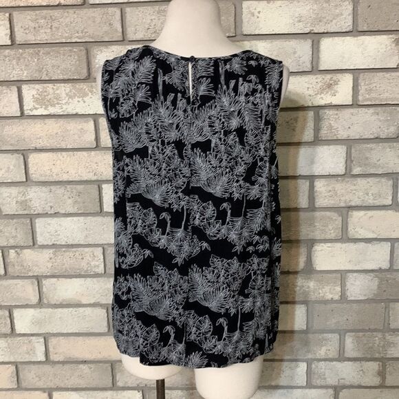 3for$20 blouse pxl - Picture 2 of 4